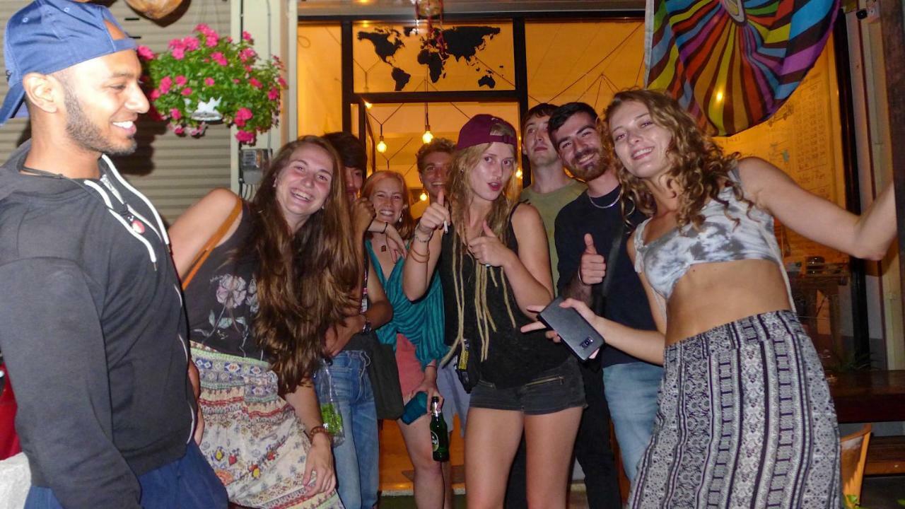 Stamp Hostel (Adults Only) Ban Yang  Exterior foto