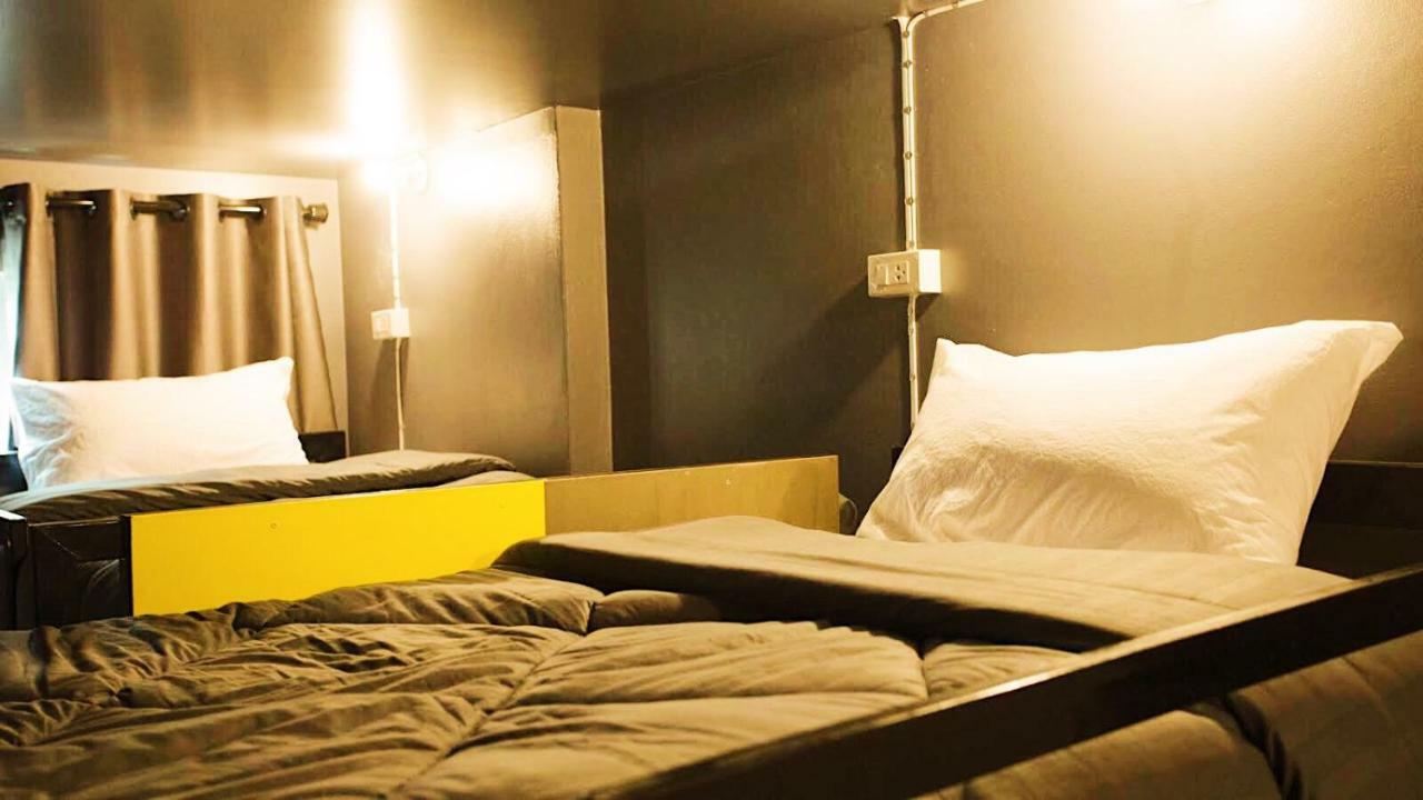 Stamp Hostel (Adults Only) Ban Yang  Exterior foto